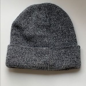 Topman Beanie in Gray/Black